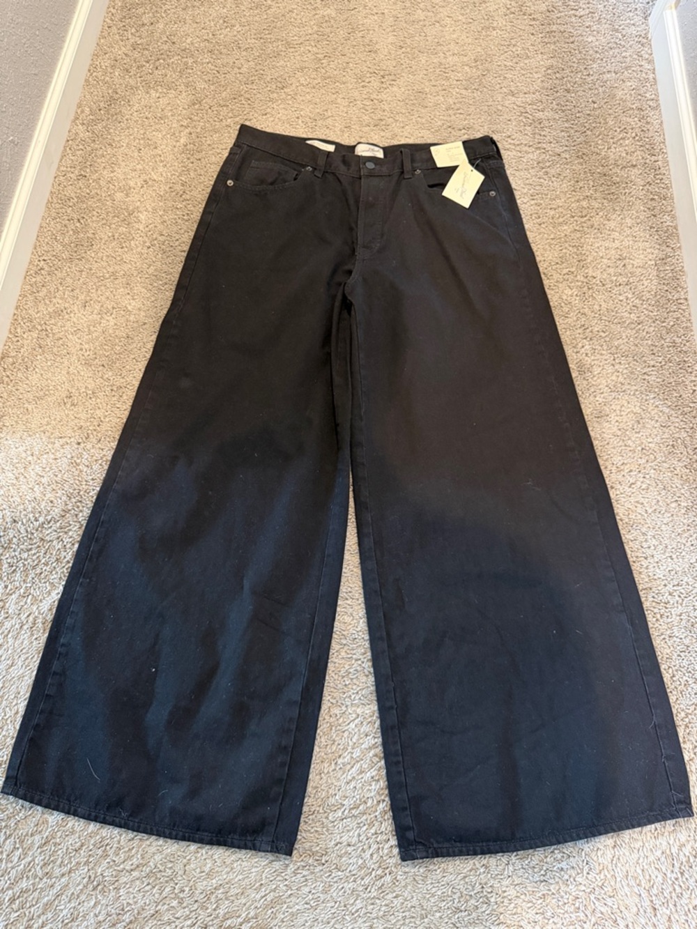 Universal Thread Mid-Rise Super Wide Leg Jeans — Black, 14